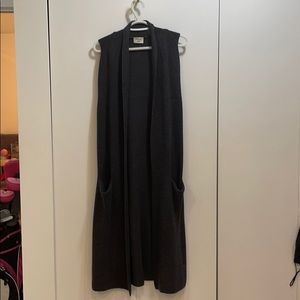 Wilfred Olivie sleeveless wool cardigan